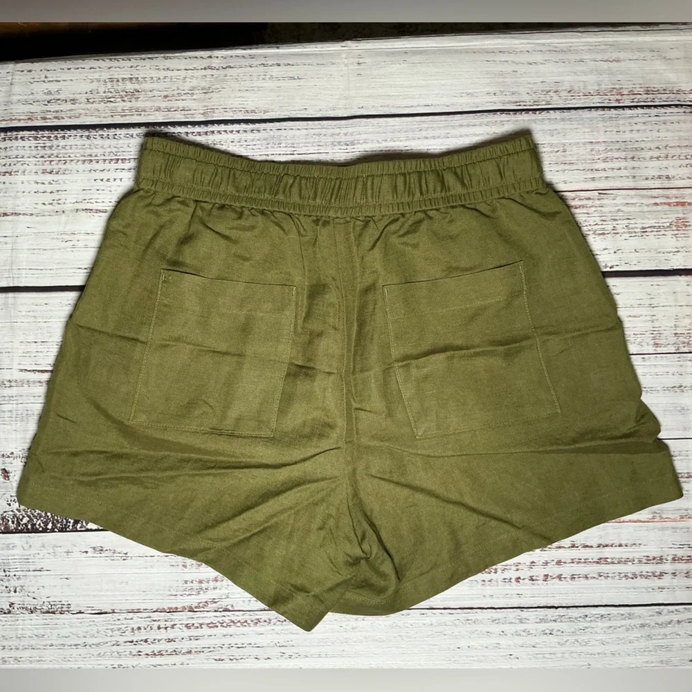 NWOT LOFT Linen blend Army Green drawstring shorts. Size XS. - Picture 2 of 9